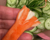 超簡単　きゅうりとカニカマの酢の物作り方3写真