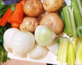 簡単！ゴロゴロ野菜のポトフ風！作り方1写真
