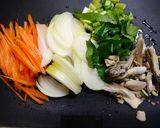 免疫力アップ！野菜たっぷり生姜味噌汁作り方1写真
