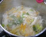 免疫力UP！野菜たっぷり生姜味噌汁作り方2写真