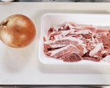 袋で混ぜて胃袋掴む！簡単玉ねぎ甘辛豚丼作り方1写真