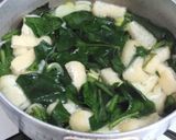 ほうれん草とワカメのお味噌汁♪作り方3写真