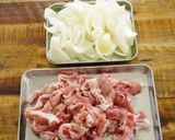 材料2つで超速攻！豚こま玉ねぎの生姜焼き作り方1写真