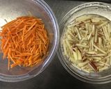 カレーの付け合わせに！人参とりんごのラペ作り方2写真