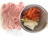 人参と長葱の豚肉巻き♪作り方1写真