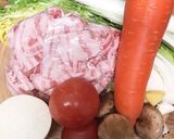野菜と豚肉のピリ辛胡麻トマト鍋作り方1写真