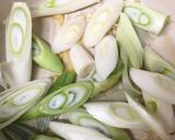 野菜と豚肉のピリ辛胡麻トマト鍋作り方8写真