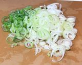 【子供用】野菜たっぷり簡単本格チャーハン作り方1写真