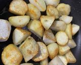 里芋でのり塩バター炒め作り方3写真