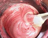 バレンタインに♡苺ストライプロールケーキ作り方5写真