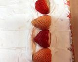 バレンタインに♡苺ストライプロールケーキ作り方9写真