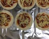 余った餃子の皮で♫簡単ひと口ピザ作り方2写真