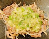 豚肉ともやしのねぎ塩レモンだれ作り方5写真