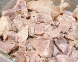 牛すじとスネ肉の赤ワイン味噌煮込み作り方5写真