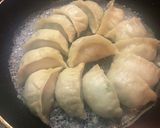 簡単！パリパリ羽根付き餃子の作り方＊作り方8写真