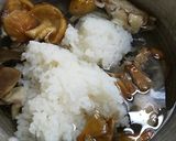 天然キノコを6種も入れた特別な雑炊です作り方3写真