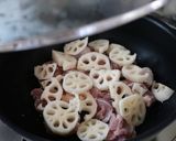材料2つ！鶏ももと蓮根の甘酢あんかけ作り方2写真