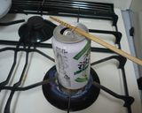 びっくり！アルミ缶でお手軽ポップコーン？作り方2写真