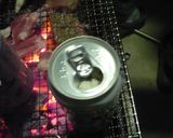 びっくり！アルミ缶でお手軽ポップコーン？作り方3写真
