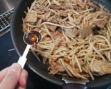 節約&簡単！もやしと豚こまの甘酢あん作り方3写真