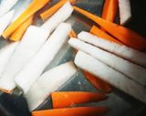 大根と人参の豚肉巻き作り方2写真