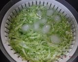 春キャベツと新玉ねぎのコールスローサラダ作り方1写真