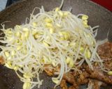 豆もやしと豚肉コチュジャン炒め作り方4写真