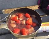 2つの食感が楽しめる苺丸ごとお汁粉作り方4写真