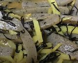 生姜こんにゃくヒジキのごま味噌炒め作り方8写真