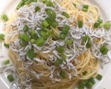 簡単!しらすと梅のガーリックパスタ作り方10写真