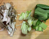 中華風鶏肉と青梗菜のクリーム煮作り方1写真