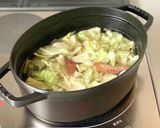 簡単に【キャベツとさつま揚げのお味噌汁】作り方3写真