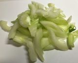 デュカ風味♪ラム肉とセロリの炒め物作り方1写真