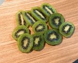 酸っぱーいキウイをドライで甘く！作り方3写真