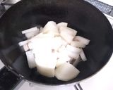 ねずみ大根と豚肉のうま煮♪お好みの大根で作り方2写真