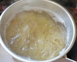 ツナ缶と玉葱のホワイトソースパスタ作り方1写真