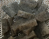 氷こんにゃくとちくわの青のりマヨ炒め作り方1写真