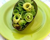 アボカドの薔薇作り方1写真