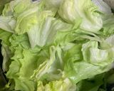 蒸しレタスのオリーブ和え作り方1写真