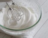 ホール型で作る「シフォン生クリーム」作り方13写真