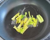 #セロリの葉と#舞茸の#バター炒め作り方2写真