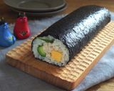 サーモンとアボカドのサラダ恵方巻☆作り方9写真