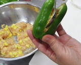 丸ごとピーマンの肉詰め蒸し焼き作り方7写真