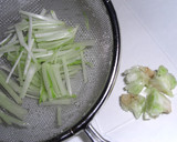 鶏皮と水菜のわさぽん和え作り方3写真