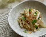 ちょぴりエスニックな大根と干しエビ炒め作り方3写真