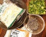 映えより美味さだ！☆塩昆布deモヤシ炒め作り方1写真