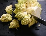 簡単！ロマネスコの肉巻き作り方1写真