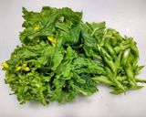 菜の花とキクラゲに豚こま肉のからし炒め作り方2写真