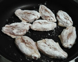 手羽先の甘辛焼き！揚げずに焼いてからめる作り方3写真
