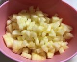 【離乳食 中期以降】角切りりんご作り方3写真